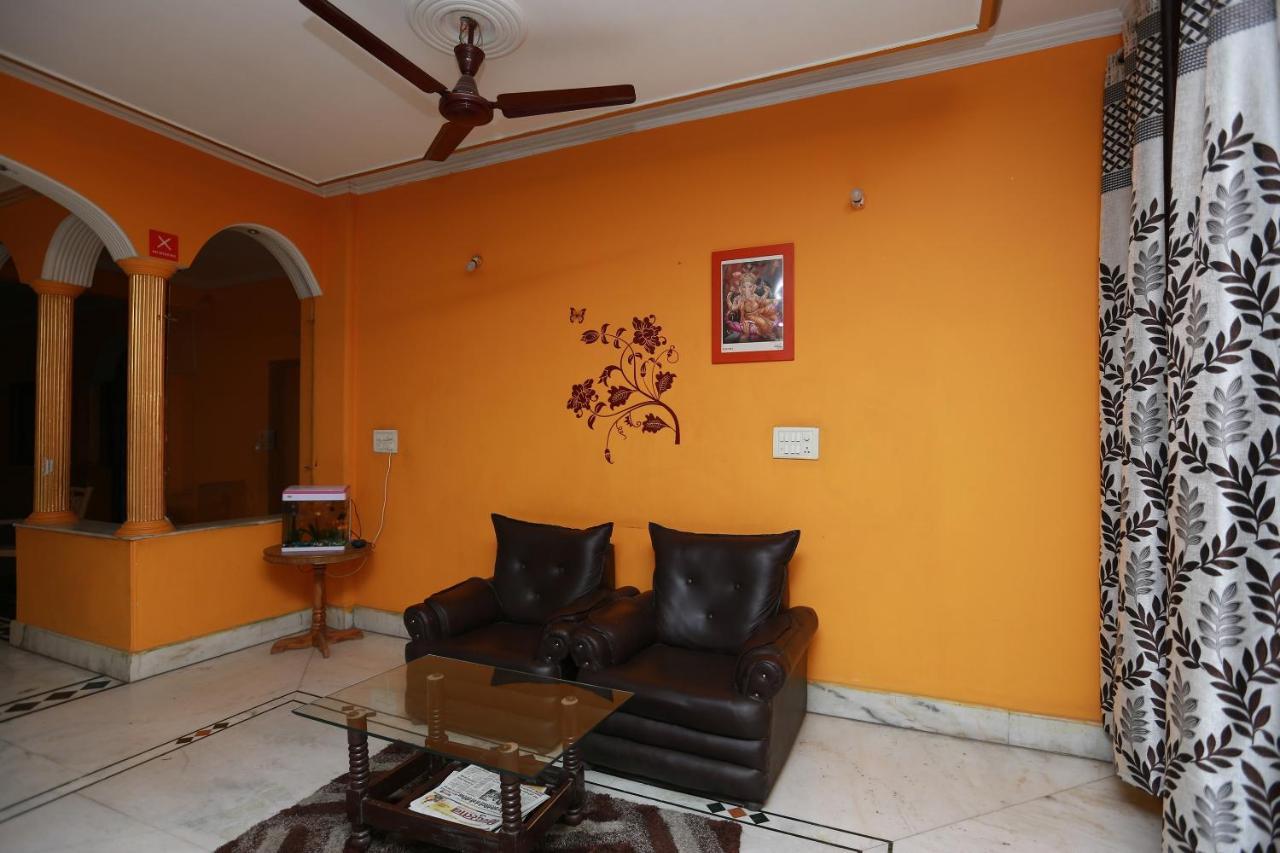 Oyo 11752 Hotel Sun Palace Residency Indirapuram Exterior foto