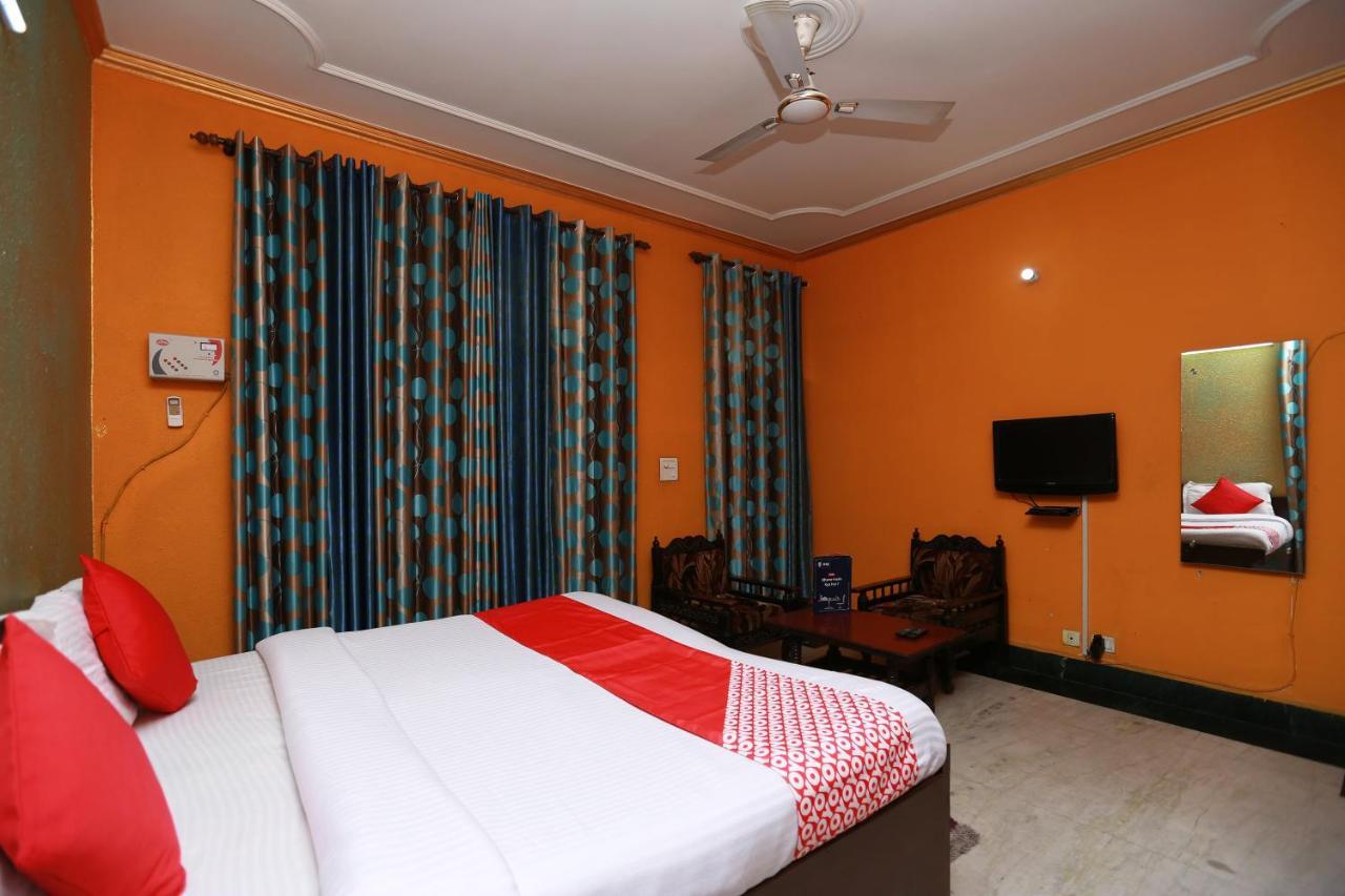 Oyo 11752 Hotel Sun Palace Residency Indirapuram Exterior foto