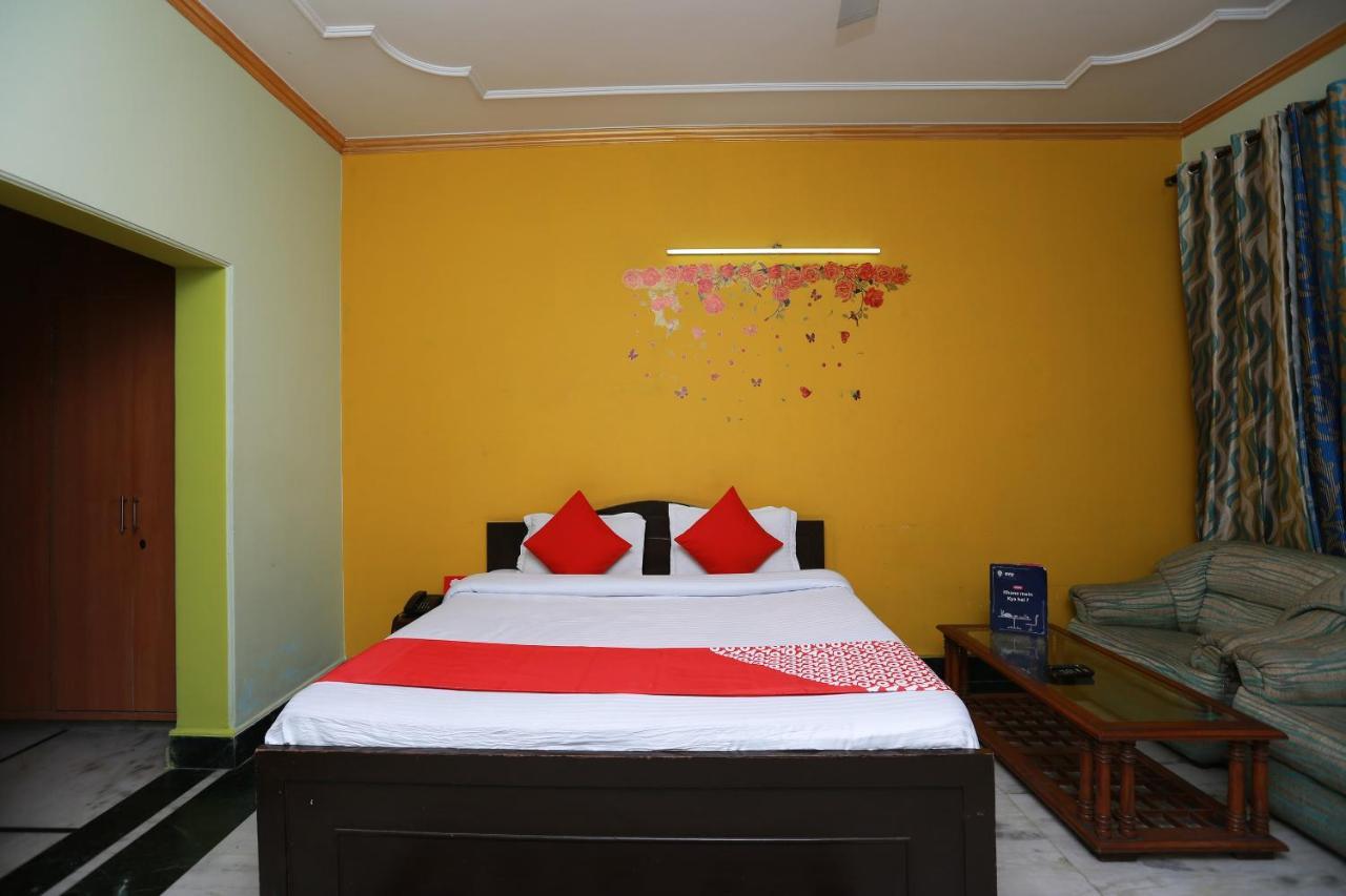 Oyo 11752 Hotel Sun Palace Residency Indirapuram Exterior foto
