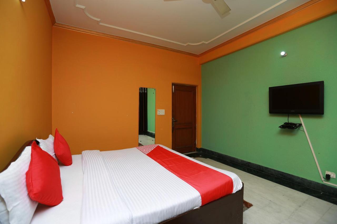 Oyo 11752 Hotel Sun Palace Residency Indirapuram Exterior foto