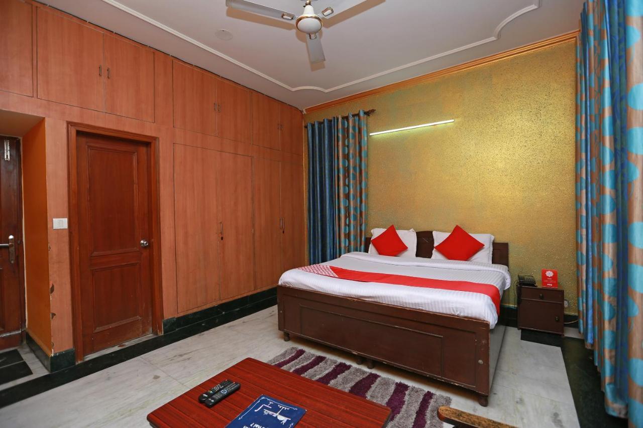 Oyo 11752 Hotel Sun Palace Residency Indirapuram Exterior foto
